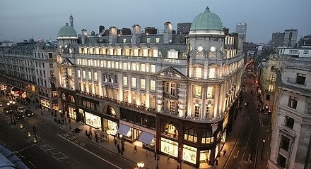 Exterior of The Linen Hall on Regent Street, where Chryssa Chalkia’s central London psychotherapy practice is located